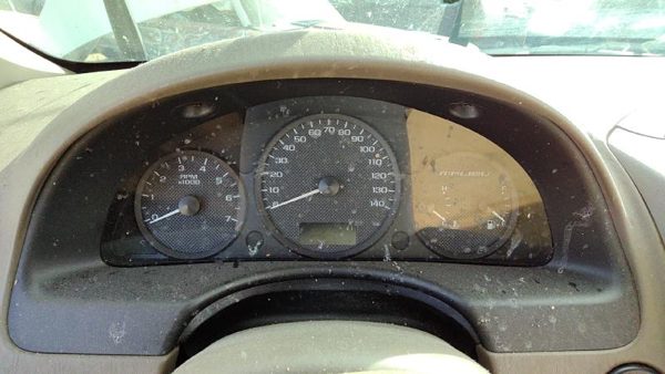 04-05 Chevy New Style Malibu Speedometer Cluster Instrument Gauges Panel Dash — photo 3