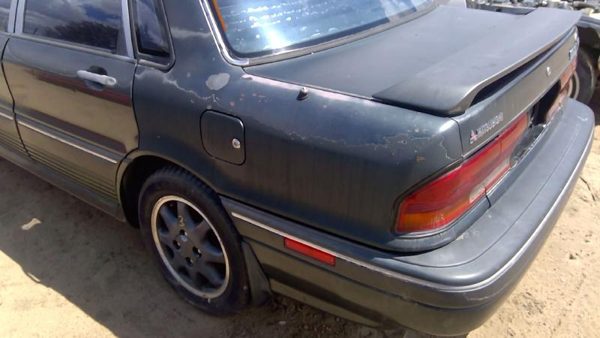 1991 Mitsubishi Galant Quarter Panel LH — photo 2
