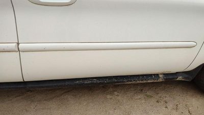2003-05 Mercury Sable Passenger Right Front Moulding From Door Oem Trim Wt White