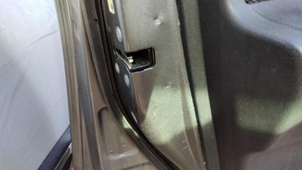 2012-2017 Nissan Versa Driver Left Front Door Latch With Rods/Cables Oem — photo 2