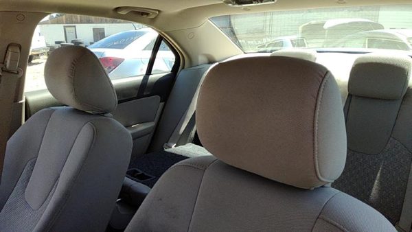 2010 Ford Fusion Pair Of Front Headrests Oem Left Right Set Seat Ae5Z54611A08Cf — photo 2