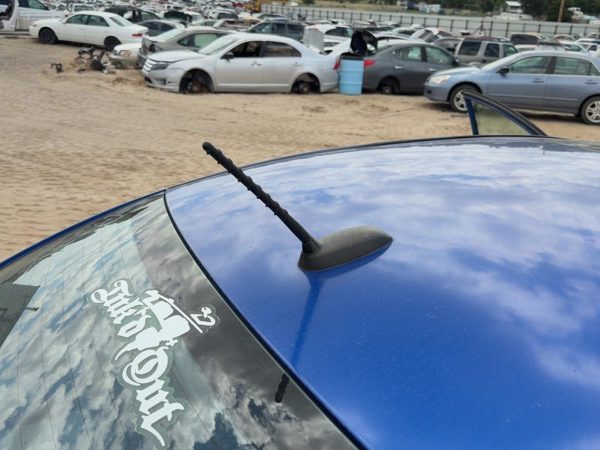 2007-2012 Nissan Sentra Radio Antenna Mast Oem — photo 2
