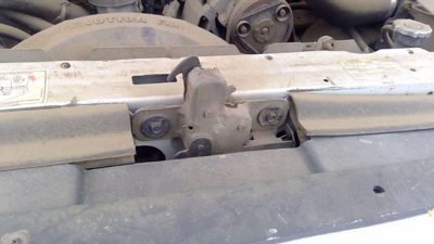 1992-1997 Ford F450 Hood Latch Assembly With Bracket Oem F4tz16138b