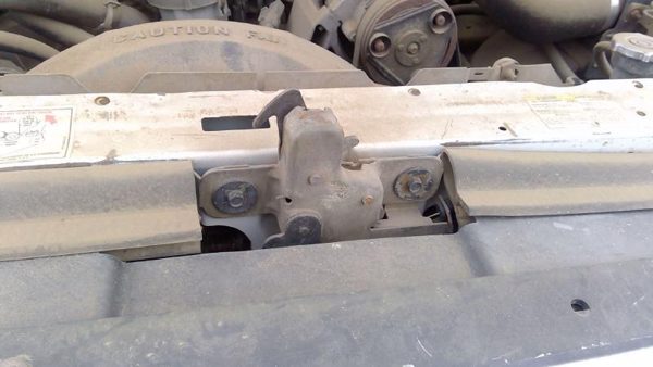 1992-1997 Ford F450 Hood Latch Assembly With Bracket Oem F4tz16138b — photo 2