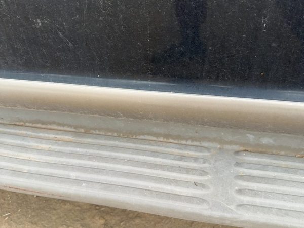 1997-2002 Ford Expedition Driver Left Front Lower Moulding From Door Oem — photo 3
