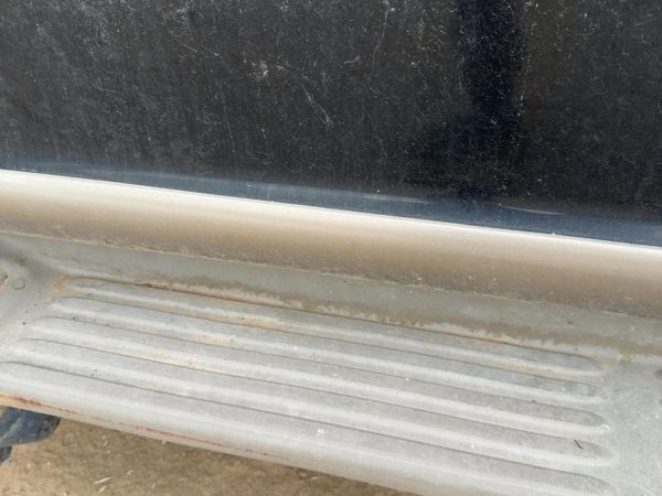 1997-2002 Ford Expedition Driver Left Front Lower Moulding From Door Oem — photo 6