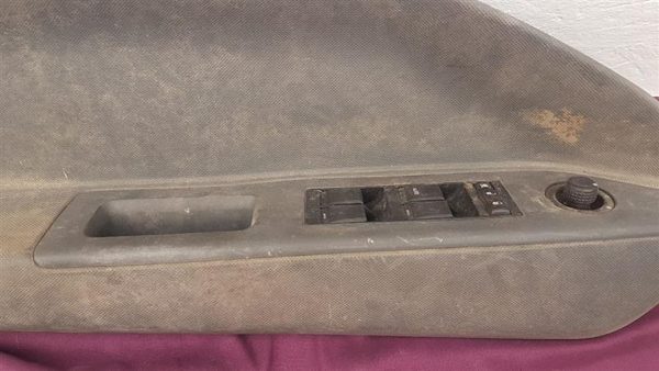 2007 Dodge Caliber Driver Left Front Power Window Master Switch With Trim Panel — photo 2