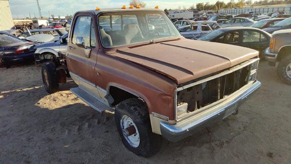 1983 Chevy Pickup 30 — vehicle photo 2