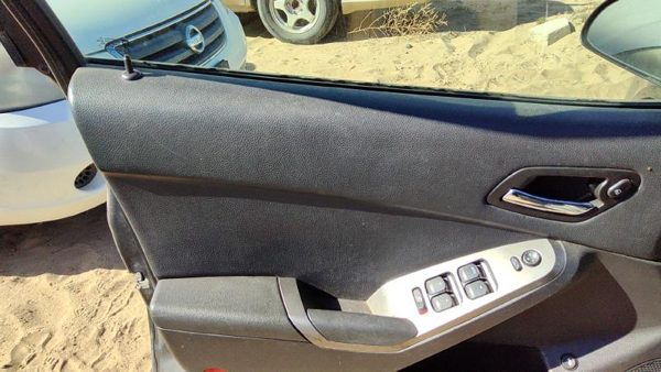 05-10 G6 Driver Left Front Door Trim Panel With Master Switch Sedan Black 19B — photo 5