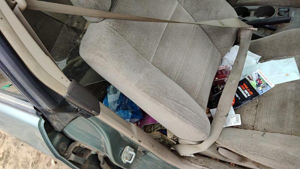 02-04 Legacy Outback Passenger Right Front Seat Belt Retractor Oem Shoulder Tan — photo 1