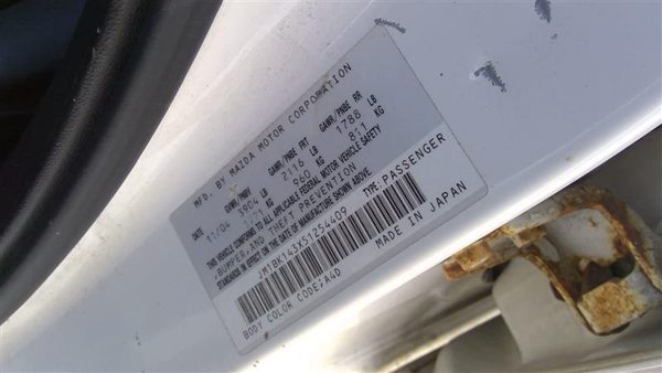 2005 Mazda 3 — vehicle photo 3