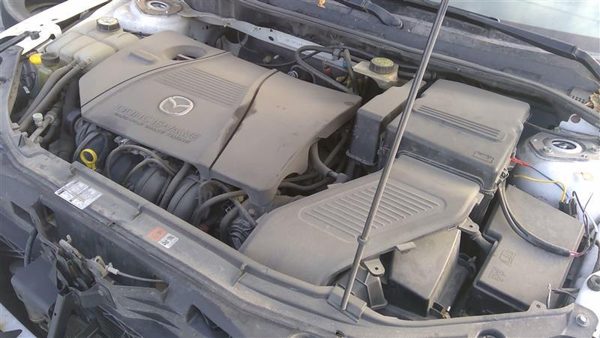 2005 Mazda 3 — vehicle photo 2