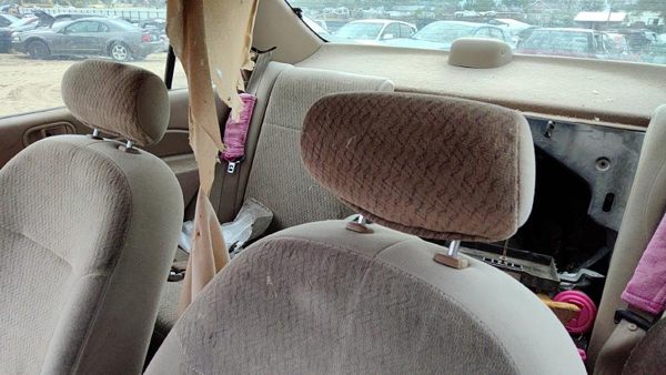 1997 Ford Escort Pair Of Front Headrests Oem Left Right Set Seat F7Cz54611A08Aaa — photo 2