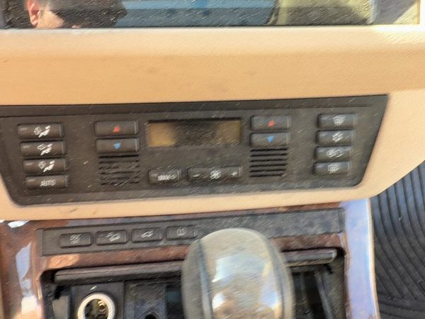2006 Bmw X5 Temperature Control Module In Dash Heater Ac Head Unit Oem 3.0L — photo 2