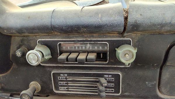 1972-1978 Ford Courier Stock Radio Oem Factory Stereo Cd Player D27Z18806D — photo 3