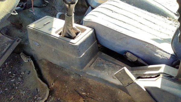 1985 Pontiac Sunbird Center Console Assembly Blue Oem Mt 5 Speed — photo 3