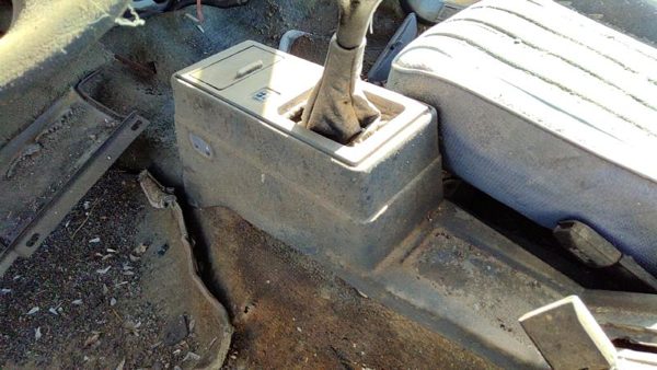 1985 Pontiac Sunbird Center Console Assembly Blue Oem Mt 5 Speed — photo 4
