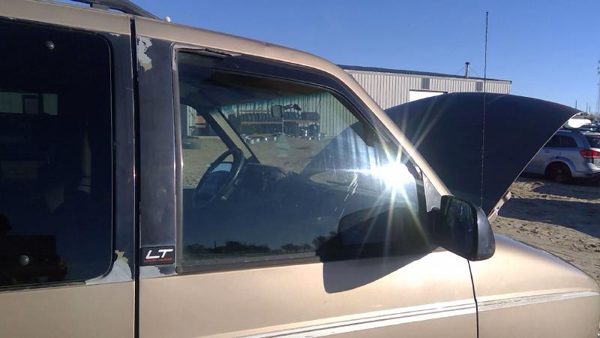 1995 Chevy Astro Front Door RH Brown — photo 8