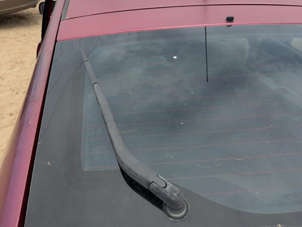 2004-2009 Toyota Prius Back Glass Wiper Arm Oem Rear Window Blade Liftgate Hatch — photo 2