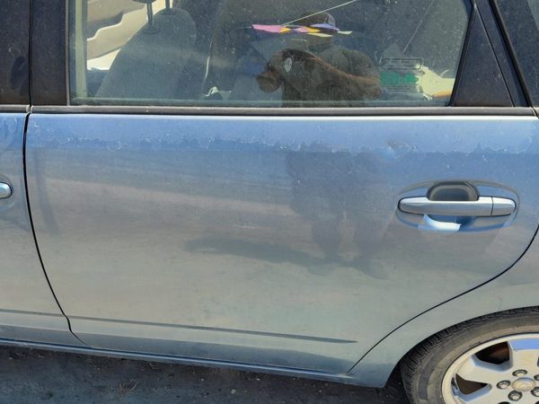 2005 Toyota Prius Rear Door LH Blue 8S2 — photo 3