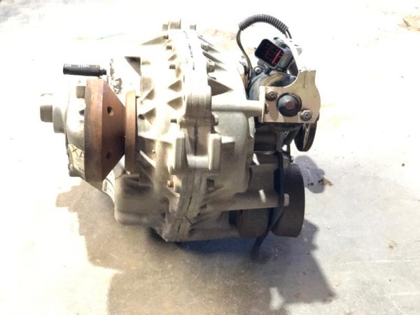 1998 Ford Explorer Transfer Case 2 Door 5SP 4X4 — photo 3