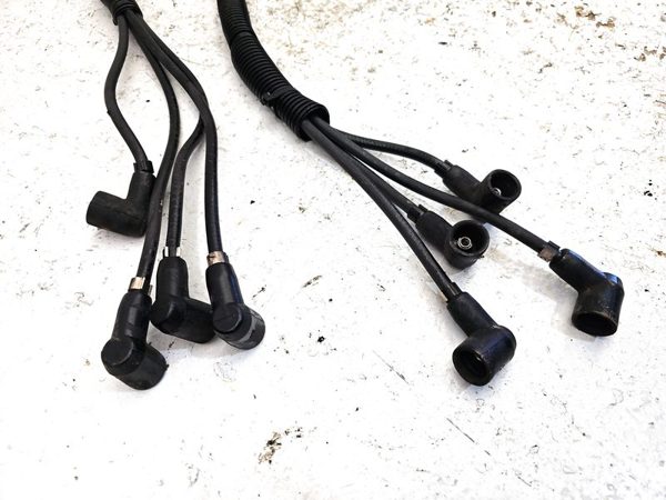 1980 Mercedes-Benz 450SL Misc. Engine Part Spark Plug Wires — photo 2