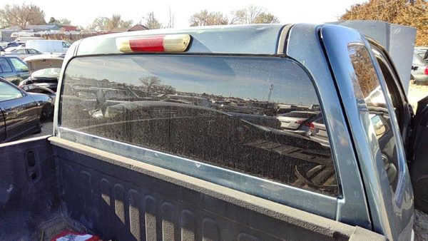 2004-2012 Gmc Canyon Back Glass Rear Window Oem 15131397 — photo 2