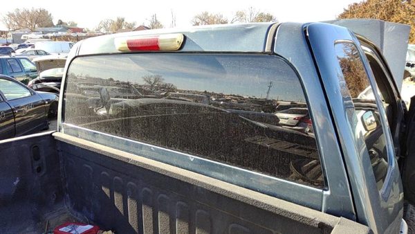 2004-2012 Gmc Canyon Back Glass Rear Window Oem 15131397 — photo 1