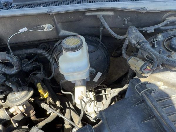 2005-2007 Ford Escape Power Brake Booster With Master Cylinder Pair Set Oem 3.0L — photo 4