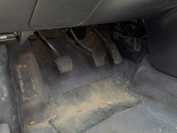 1995-1999 Nissan Maxima Brake Pedal Assembly Oem — photo 2