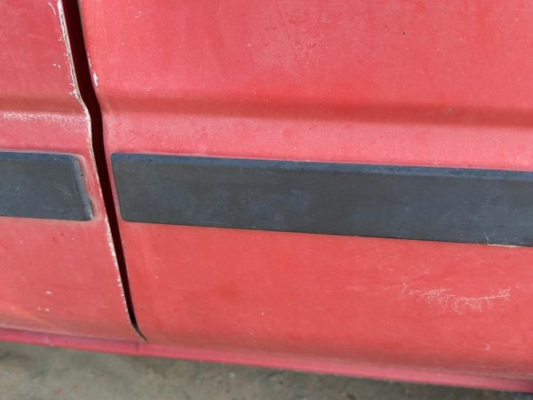 1987-1988 Toyota FX Driver Left Rear Moulding on Quarter Panel OEM — photo 3