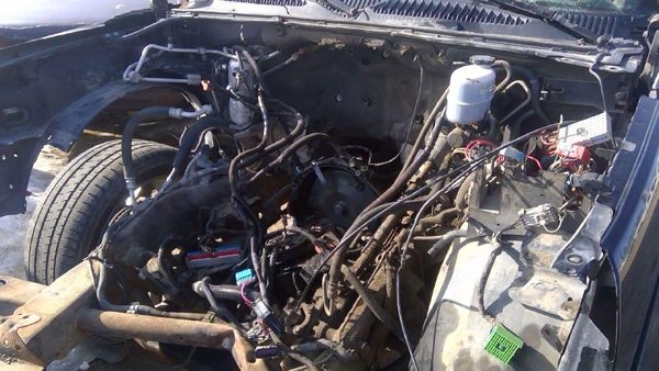2007 Cadillac Escalade — vehicle photo 2