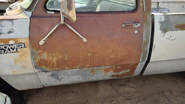 1986 Dodge Ram Front Door LH Silver — photo 2