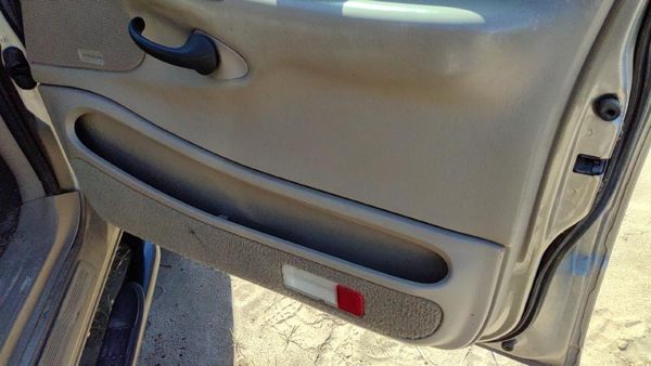 00-02 Ford Expedition Passenger Right Front Door Trim Panel With Switches Tan Fh — photo 7
