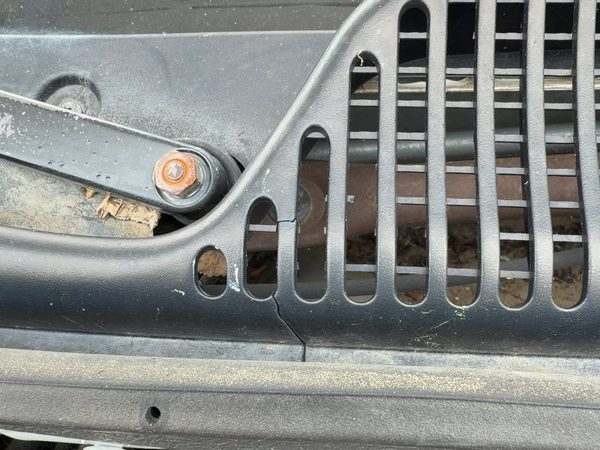 2002 Chevy Express Van 2500 Windshield Wiper Cowl Vent Trim Panel Oem Cover — photo 3