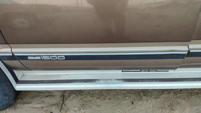 1992-1999 Chevy Suburban Driver Left Front Moulding From Door Oem Trim Strip