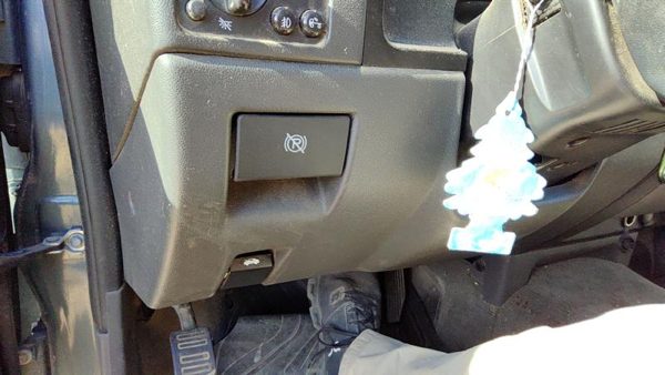 2004-2012 Gmc Canyon Lower Dash Under Column Knee Bolster Trim Panel Oem — photo 2
