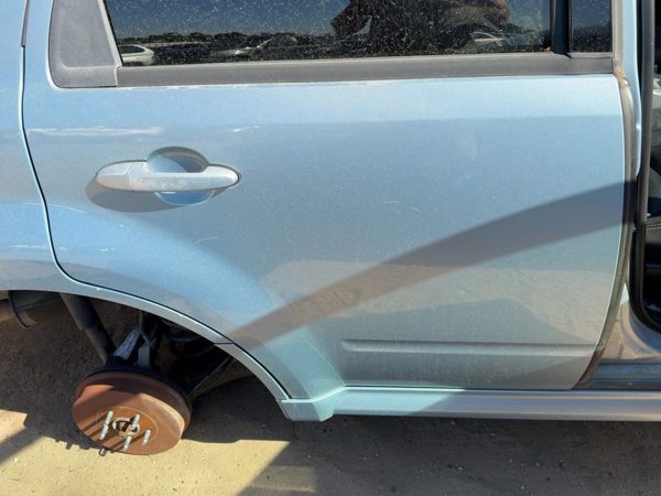 2008 Mercury Mariner Rear Door RH Light Blue Ls — photo 3