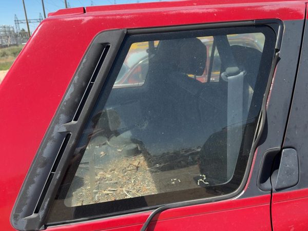 90-95 Nissan Pathfinder Passenger Right Rear Quarter Glass Back Side Window OEM — photo 2