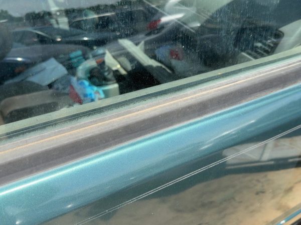 91-97 Isuzu Rodeo Passenger Right Front Moulding From Door Oem Trim Strip — photo 6