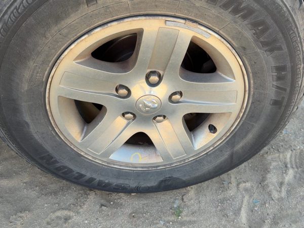 2004-2007 Dodge Durango 17 Aluminum Wheel Oem Factory Rim #2 52855341Ab — photo 2