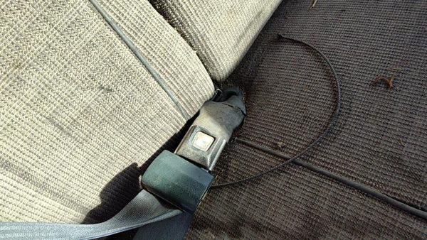 87-91 F250 Pickup Passenger Right Front Seat Belt Buckle Receiver Oem Gray — photo 6