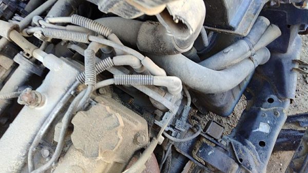 2006 Hyundai Tucson Ignition Coil/ignitor 2730137150 — photo 2