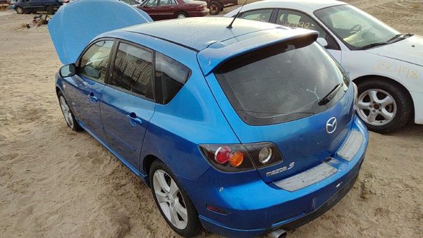 2005 Mazda 3 — vehicle photo 4