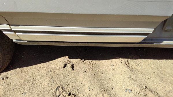 83-87 Grand Marquis Passenger Right Rear Lower Moulding From Door Oem Back Trim — photo 1