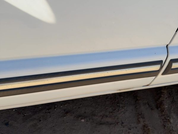 1998-2001 Chevy S10 Blazer Driver Left Front Moulding From Door Oem Trim Strip — photo 2