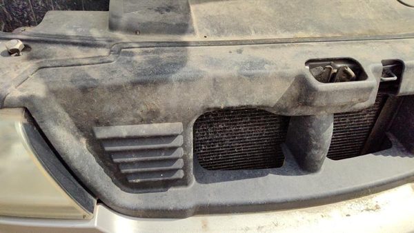 2003-05 Lincoln Aviator Set Of Front Plastic Covers Around Radiator Support Oem — photo 2