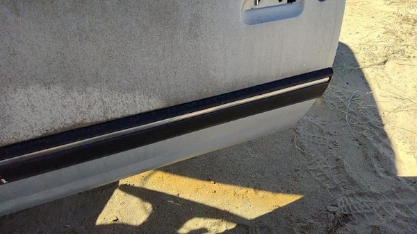 1985 Pontiac Sunbird Driver Left Front Moulding From Door 2Dr Oem Trim Strip — photo 6