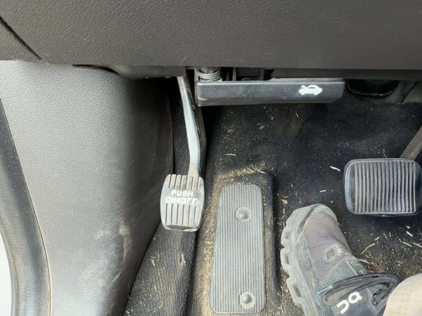 05-07 Ford Fivehundred Parking Brake Pedal Assembly Oem Complete Emergency Unit — photo 3