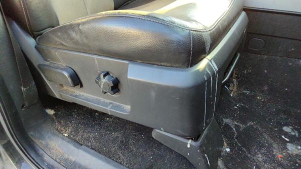 07-14 Ford Expedition Passenger Right Side Seat Trim Panel Oem 1W Black/Camel — photo 3